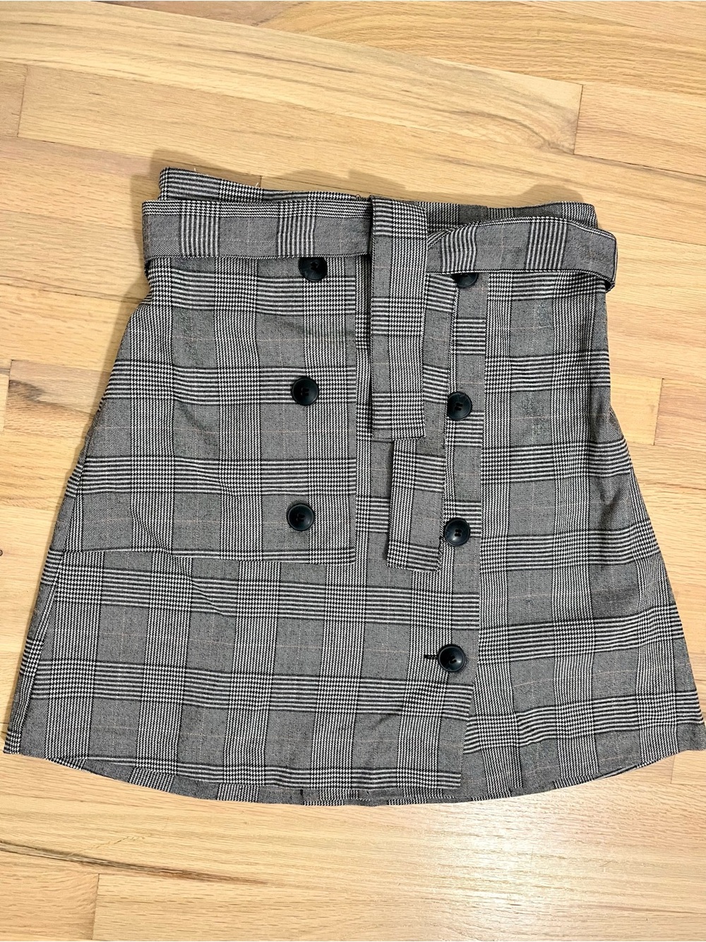 ZARA Checked Paperbag-Waist Mini Skirt with Button Front - Never used!